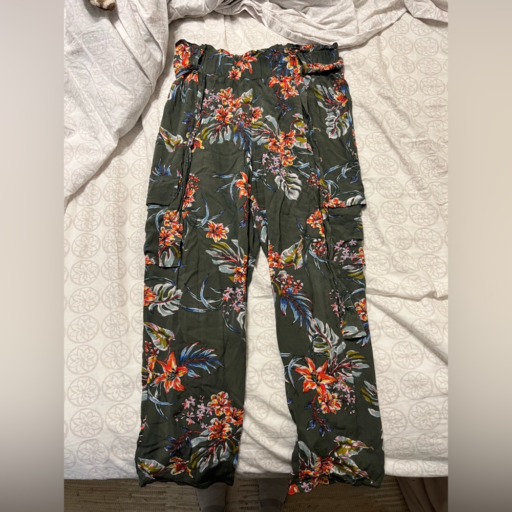 Capri length. Jogger style